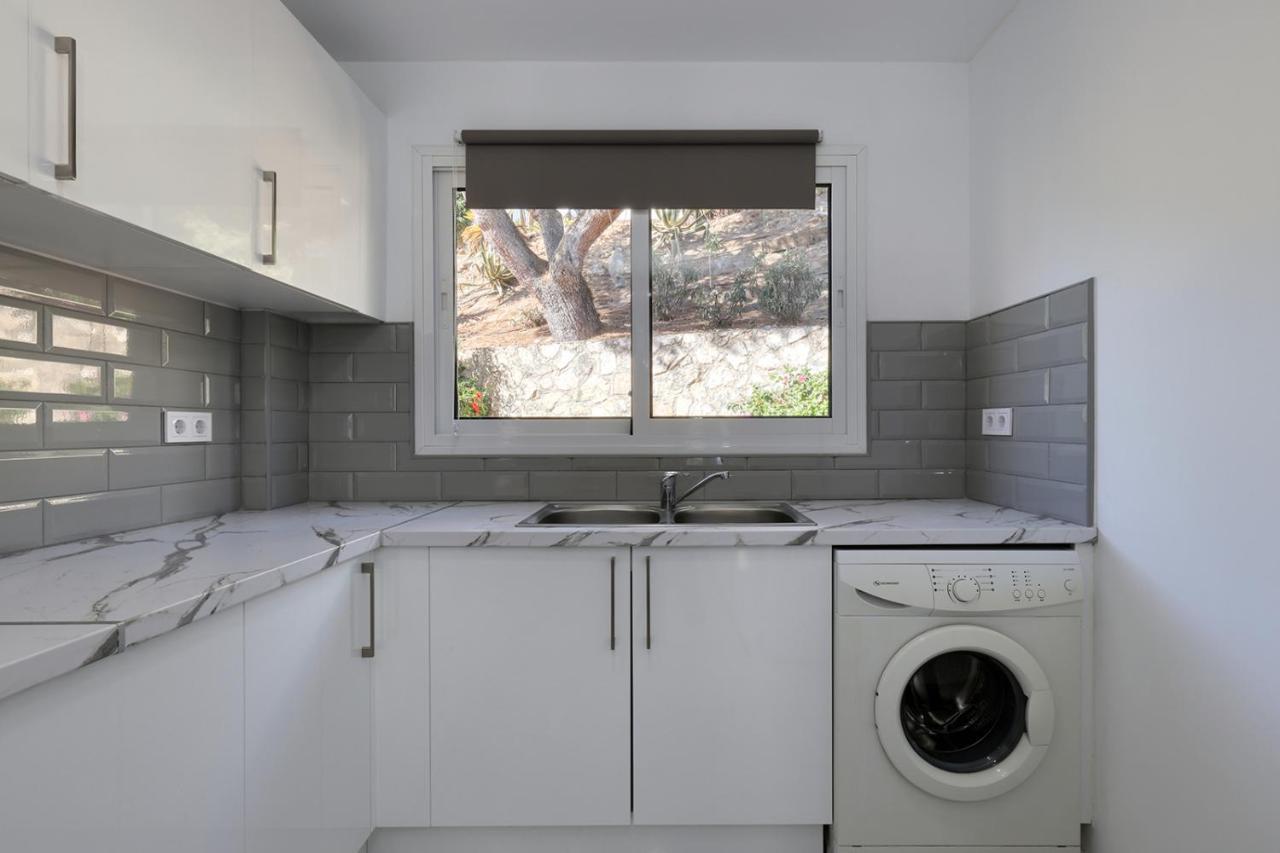 Quaint 2 Bedroom Townhouse With Pool Close To Sea! Benalmádena Εξωτερικό φωτογραφία