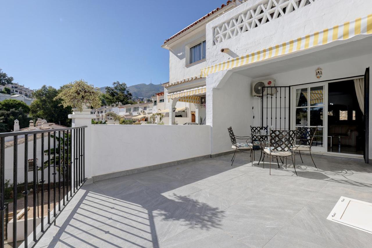 Quaint 2 Bedroom Townhouse With Pool Close To Sea! Benalmádena Εξωτερικό φωτογραφία