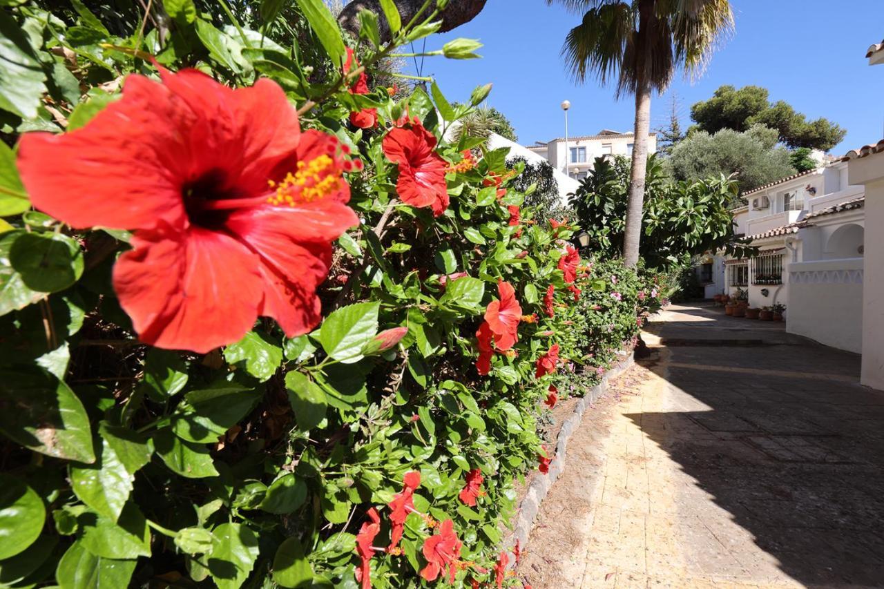 Quaint 2 Bedroom Townhouse With Pool Close To Sea! Benalmádena Εξωτερικό φωτογραφία